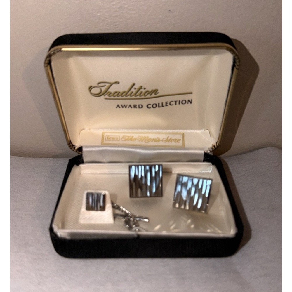 Vintage Sears Men's Store Cufflinks & Tie Tack Set in Case – Silver Tone NOS